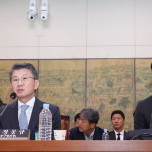 외신, 축구협회 압수수색 일제히 보도…"감독 선임 의혹에 심판 접대 논란까지"