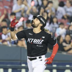 7월 9홈런·26타점...KT위즈 힐리어드, 데뷔 첫 월간 MVP