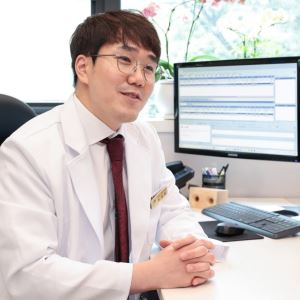 [전문가 인사이트]민경준 뉴민병원장 “관절 치료, ‘보존’으로 패러다임 변해…카티라이프 주목”