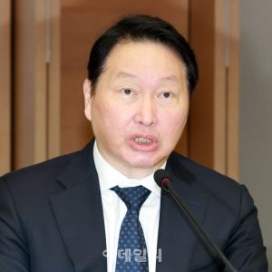 최태원 "메모리는 전쟁"…CNBC가 본 SK하이닉스 '1000조원 베팅'