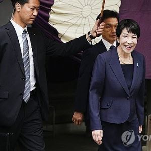 다카이치 추도사서 ‘반성’ 제외…각료 4명 야스쿠니 참배