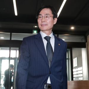 조경태 "의총 열어 장동혁 끌어내려야…이진숙도 제명"