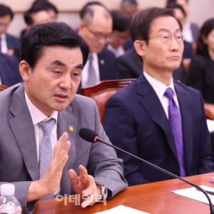 "사전 협의 없었다"…트럼프 지시에 한미 UFS 결국 조기 종료