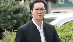 '102일 무단결근' 송민호 도운 관리자…검찰, 징역 1년 구형