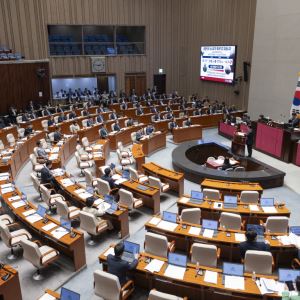 국회 예결위서 세제개편안 공방…野 "역대 최악" 비판