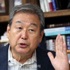 김무성 “박근혜, 이명박과 만나고 유승민과도 화해해야” 
