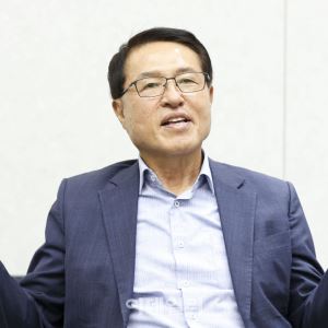 "생산 중심 농업서 '돈 버는 산업'으로…농협이 유통·판매 책임져야"