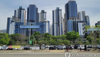 '88억' 반포 원베일리 집주인 두손 들었다...눈물의 경매행