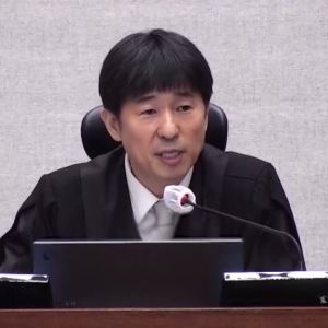 '청탁금지법 위반' 지귀연 사건 재배당…재판장과 연수원 동기