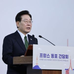李 “내 임기, 헌법상 명확히 제한”…연임 논란에 직접 언급(종합)