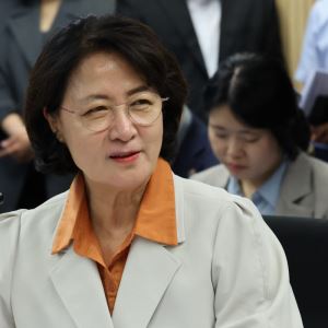 부동산보다 검찰개혁?…추미애가 꼽은 李 지지율 하락 원인
