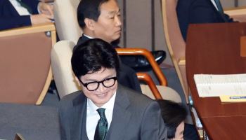 [포토]대정부 질문, '미소 보이는 한동훈'
