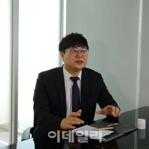 ‘신약 로비’ 논란에 침묵 깬 강세찬…“제넨셀도 피해자”[화제의 바이오人]