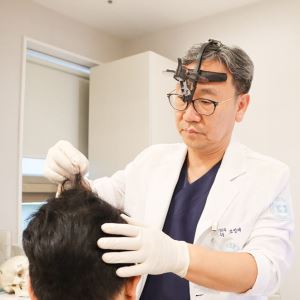 가을 탈모, 원인 정확히 확인한 후 모발이식 결정해야