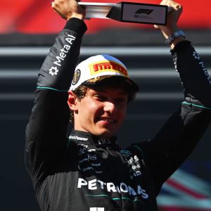 타이어 교체가 가른 승부…'20세 F1 신성' 안토넬리, 시즌 8승 달성