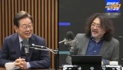 김어준에 전화했는데...'文 1대 5 대담' 거절, 이번엔?