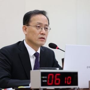이형일 "주택 문제 해법은 신속한 공급…비아파트 규제 푼다"