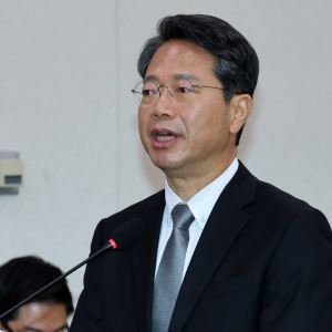 “청탁 없으면 답 없나”…김승원 사태로 본 식약처 민낯