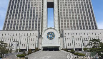 특검, '비상계엄 햄버거 회동' 전직 군장성들에 징역형 구형