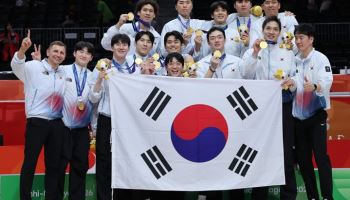 '버스 노쇼 악재 ' 한국 농구, 일본 꺾었다…12년 만에 금빛 부활