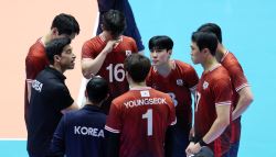 배구 대표팀 태우고 양궁장으로…男 배구, 훈련 취소 '날벼락'