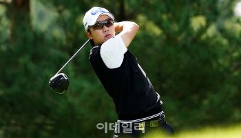 [포토] 송민혁, 호쾌한 샷으로 두번째 트로피를 노린다