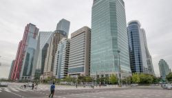불장 보고 퇴직연금 DC로 갈아탔더니…두달 만에 -10%