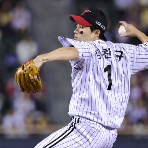 잠실 마지막 ‘한 지붕 맞대결’, LG가 웃었다…임찬규 15승 단독 선두