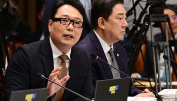 "군대서 뿔테 안경 금지령 내릴 판"…천하람 발언, 왜?