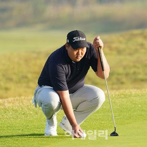 [포토] 김찬우, 신중하게 정렬