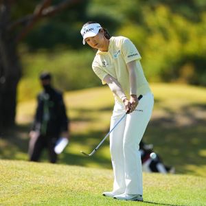 [포토]김하은,첫 홀 칩인 버디 도전
