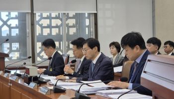 "주총 500건 처리에 밤샘"…국민연금, 주주권 강화에도 인력난