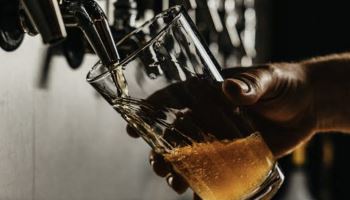 [마켓인] 수제맥주 호황은 옛말…잇단 회생·파산에 업계 흔들