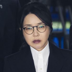 “김건희 풀려날까"…구속 만료 코앞, 특검 추가 구속영장 요청