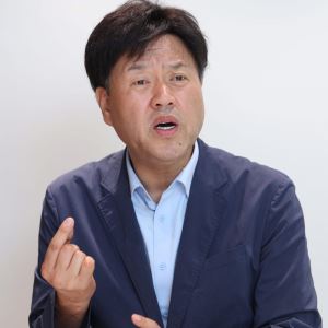 김용, 추미애 직격 “대통령·당 지지율 하락에 영양분 공급”…왜?