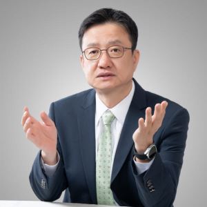 "정부 공들이는 '모두의 AI' 수익모델 없으면 지속 어려워"