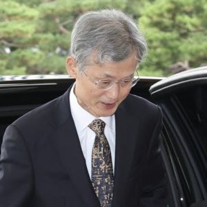 '조희대 탄핵' 압박 수위 높이는 與…인용 가능성엔 물음표