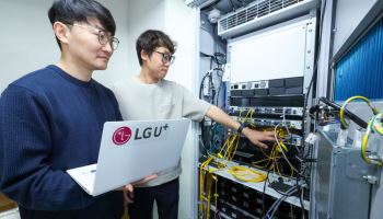 LGU+, 에릭슨 손잡고 '기지국 연결 거리 3배' 늘린다…차세대 네트워크 실증 성공