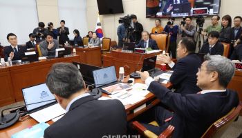 [포토]여야 '이진숙 과방위 제척' 정면 대치
