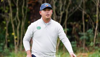 [포토] 김시우, 홀아웃하며 여유